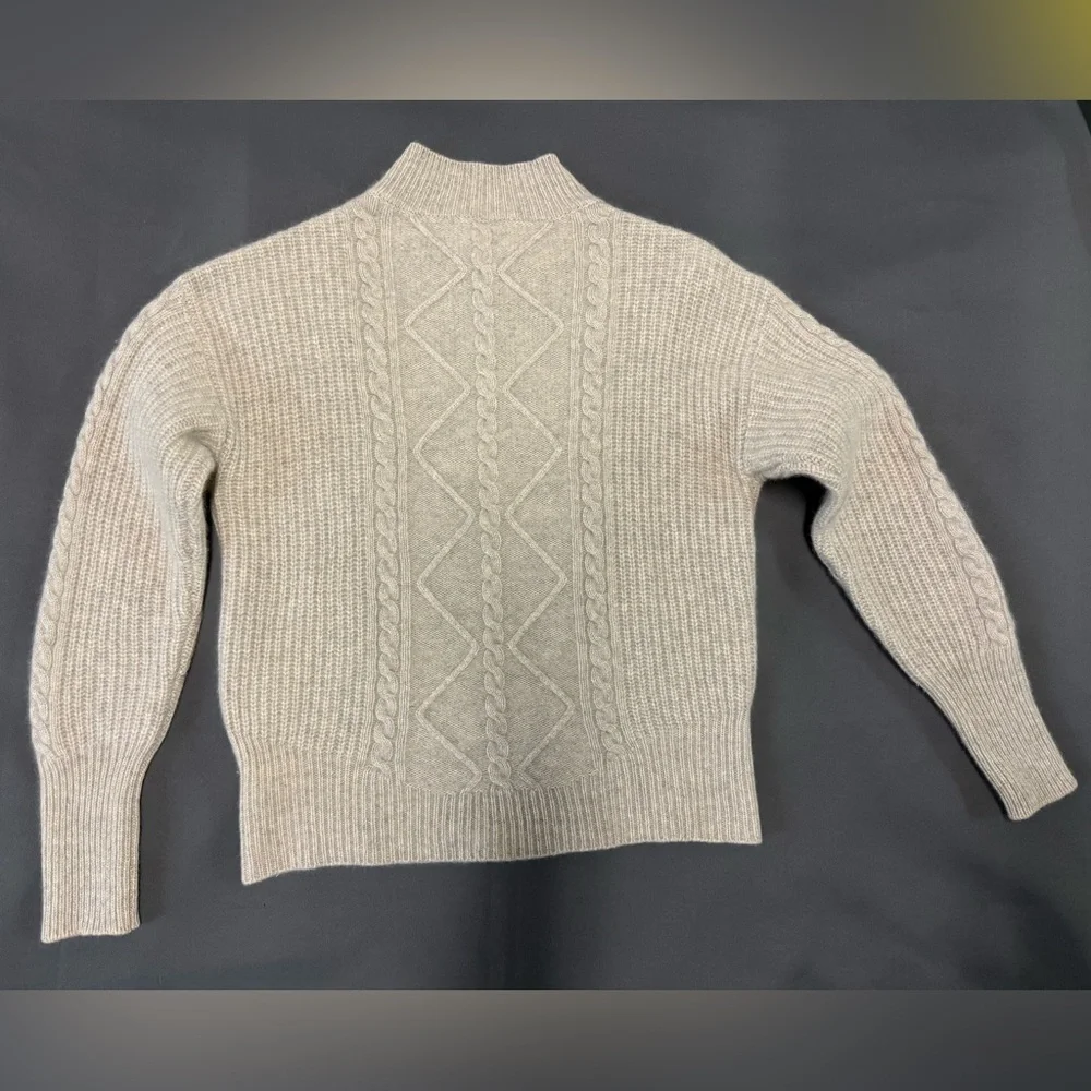 Cynthia Rowley 2-Ply Cashmere Cable
Knit  women Sweater Size M - Picture 4 of 9